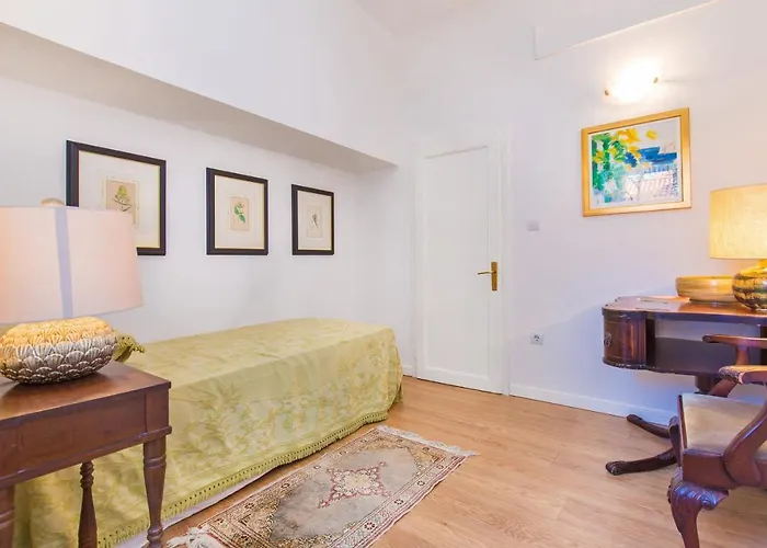 The Steps Old Town 아파트