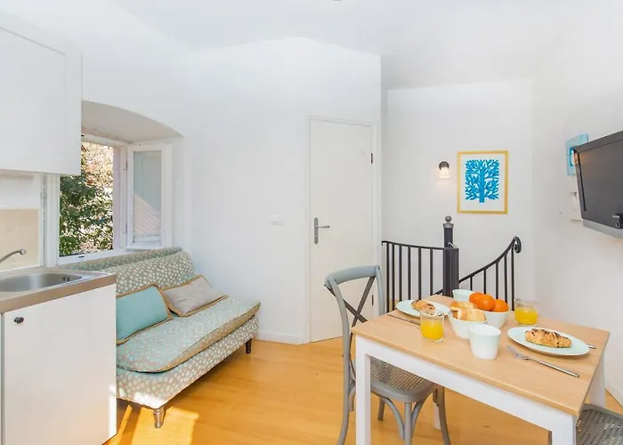 The Steps Old Town *